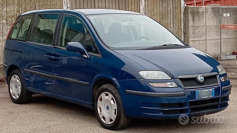 Usata Fiat Ulysse Dynamic 108 CV (79 kW) 2006 Blu Monovolume