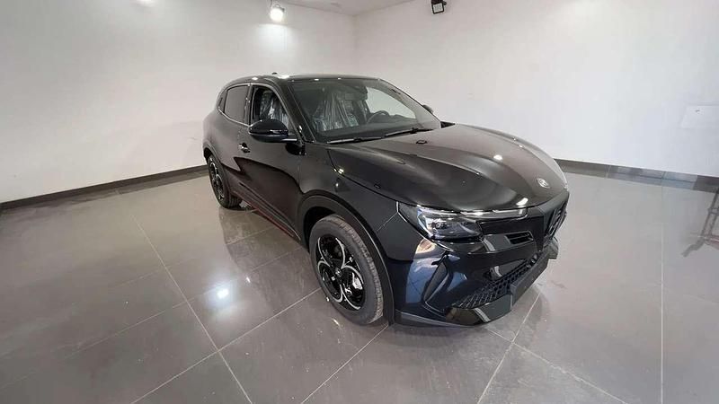 Nero Nuova 2025 Alfa Romeo Junior Edizione Speciale SUV | 27.890 € (Buon prezzo) - Immagine 1/4