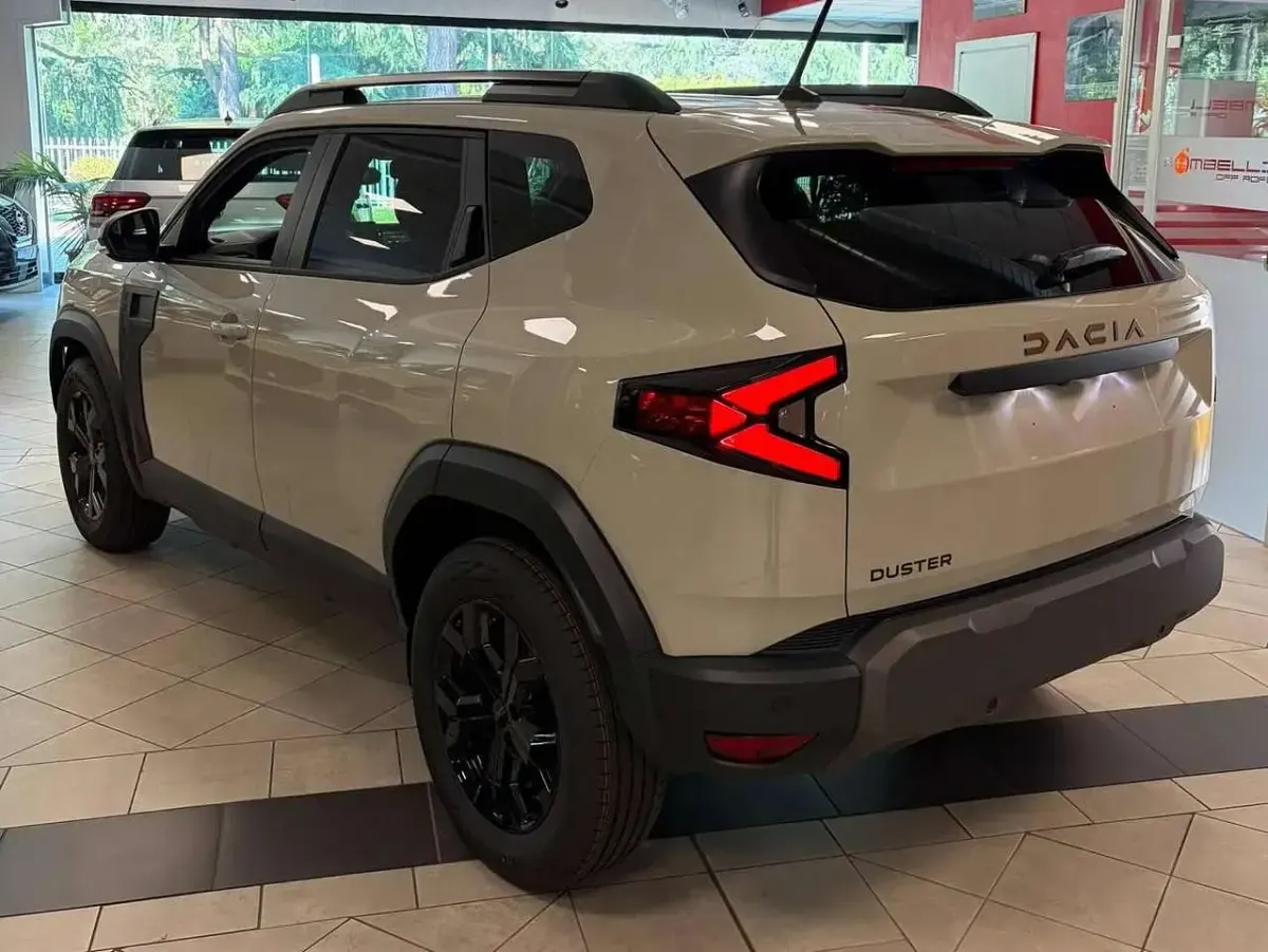 Nuova Dacia Duster Extreme 122 CV (89 kW) 2026 Argento SUV