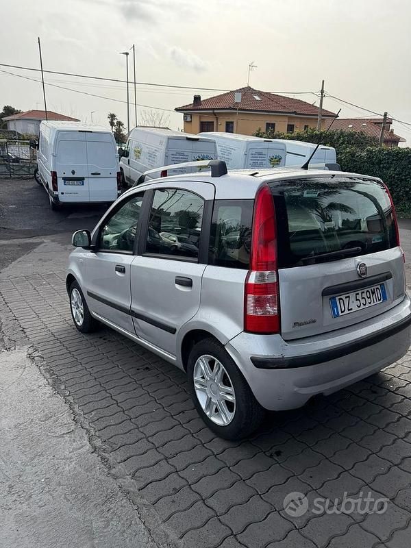 Usata Fiat Panda Emotion 74 CV (54 kW) 2011 Grigio Utilitaria