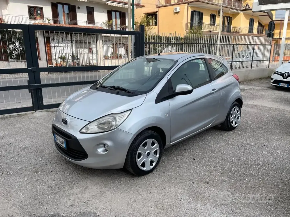 Usata Ford Ka 69 CV (50 kW) 2010 Grigio Utilitaria