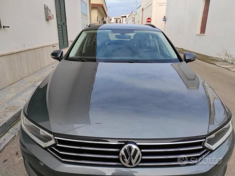 Usata VW Passat 150 CV (110 kW) 2016 Marrone Station wagon