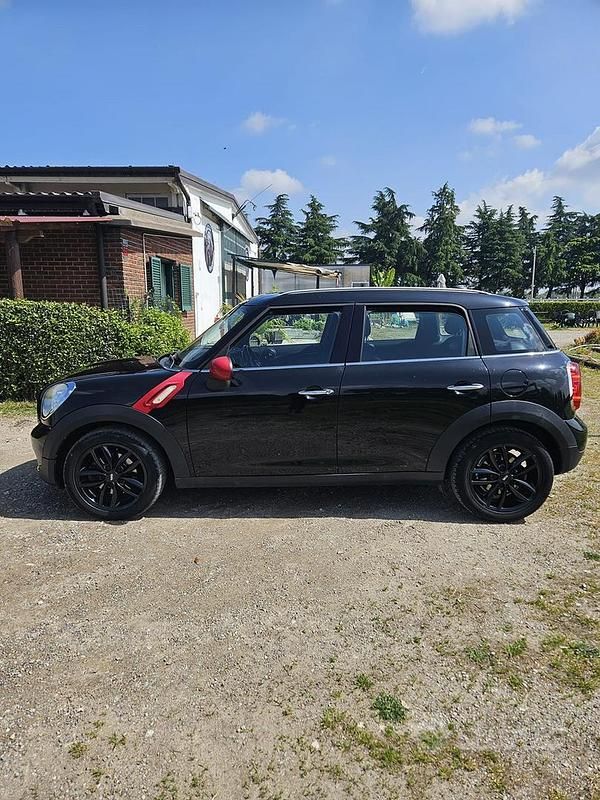Usata Mini Cooper D 2016 Nero Utilitaria