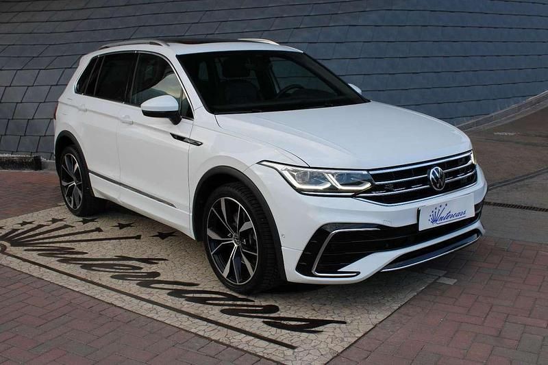 Usata VW Tiguan R-line 200 CV (147 kW) 2022 Bianco SUV