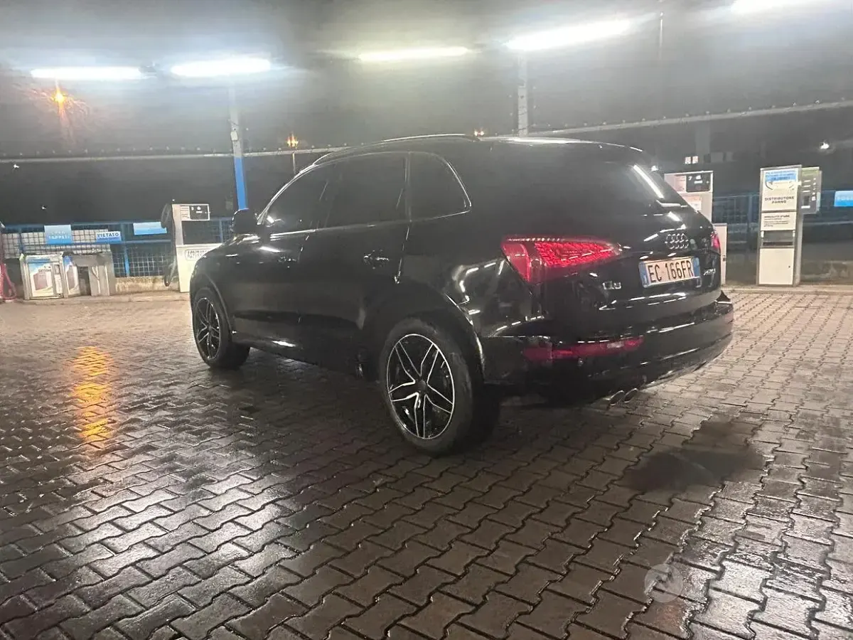 Usata Audi Q5 190 CV (139 kW) 2011 Nero SUV