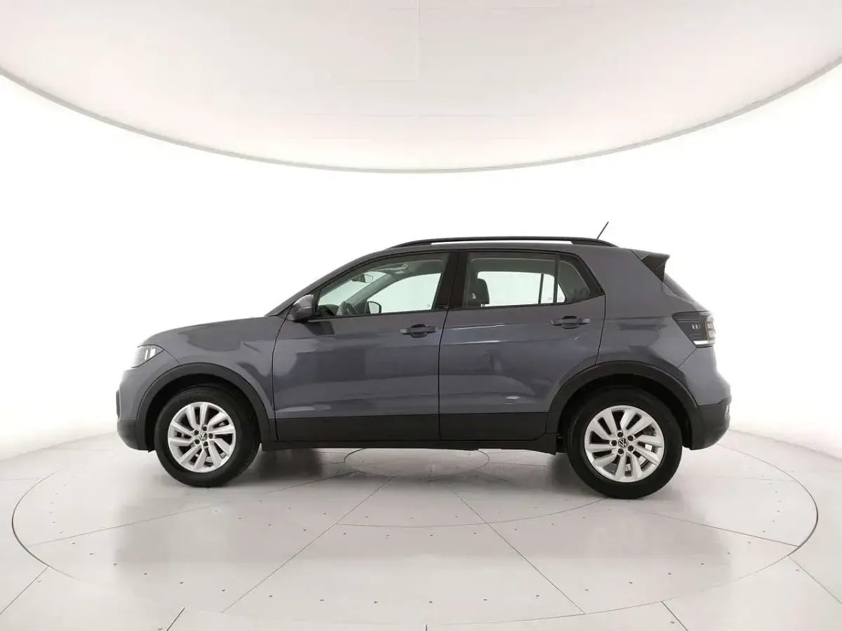 Usata VW T-Cross Style 95 CV (69 kW) 2023 Smoky grey metallizzato SUV