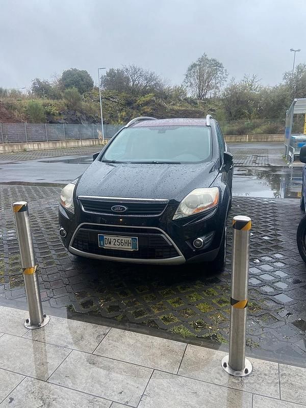 Usata Ford Kuga Titanium 136 CV (100 kW) 2008 Nero SUV