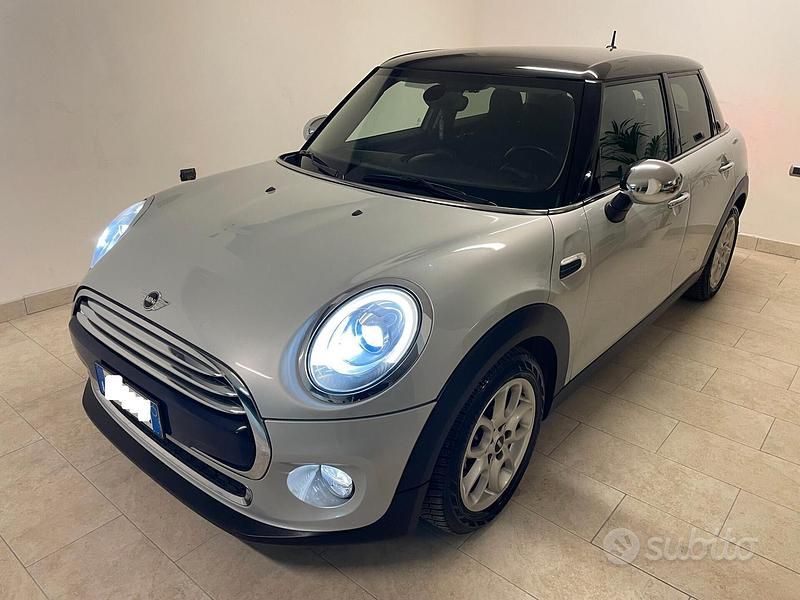 Usata Mini Cooper 116 CV (85 kW) 2015 Grigio Utilitaria
