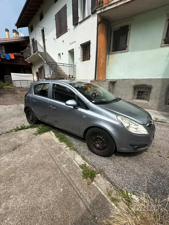 Usata Opel Corsa 80 CV (58 kW) 2009 Grigio Utilitaria