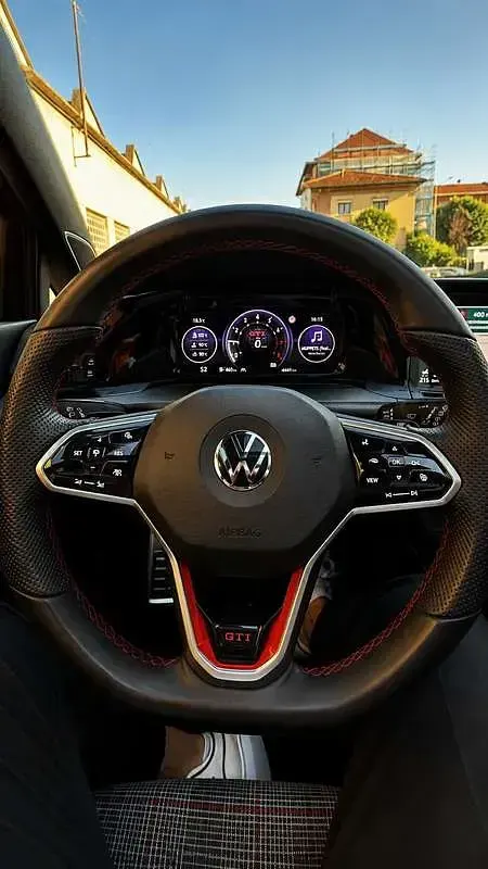 Usata VW Golf VIII GTI 245 CV (180 kW) 2022 Nero Berlina