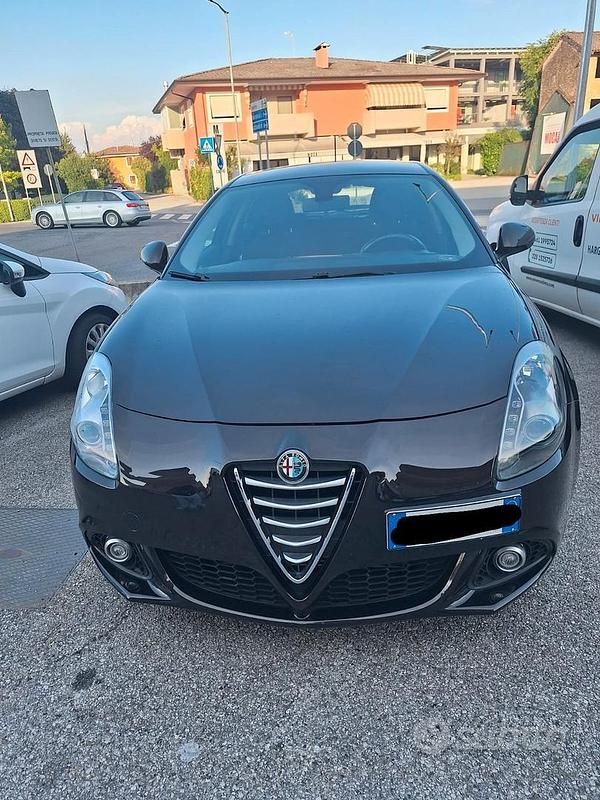 Usata Alfa Romeo Giulietta 109 CV (80 kW) 2014 Nero Utilitaria
