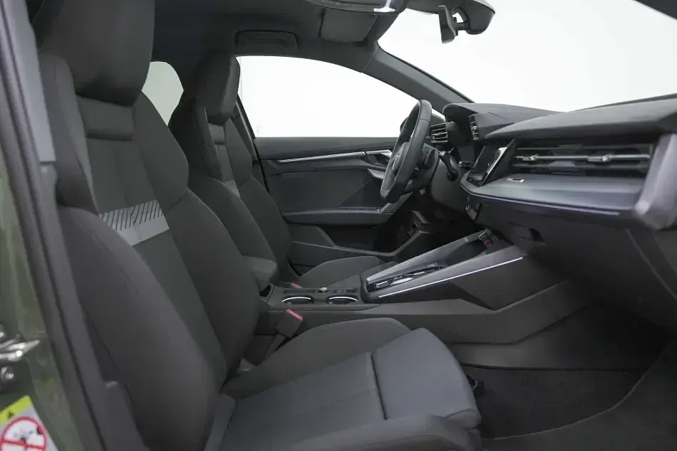 Usata Audi A3 Ambiente 150 CV (110 kW) 2025 Utilitaria