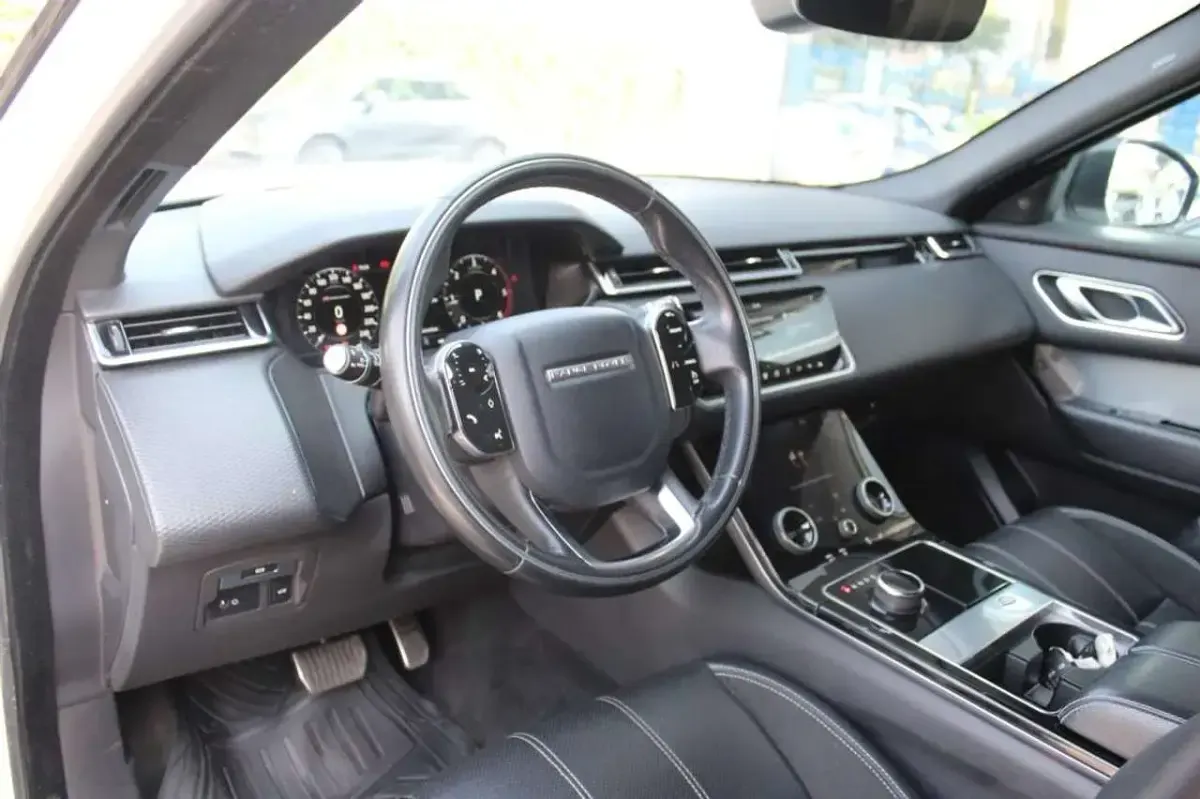 Usata Land Rover Range Rover Velar R-Dynamic 241 CV (177 kW) 2019 Bianco SUV