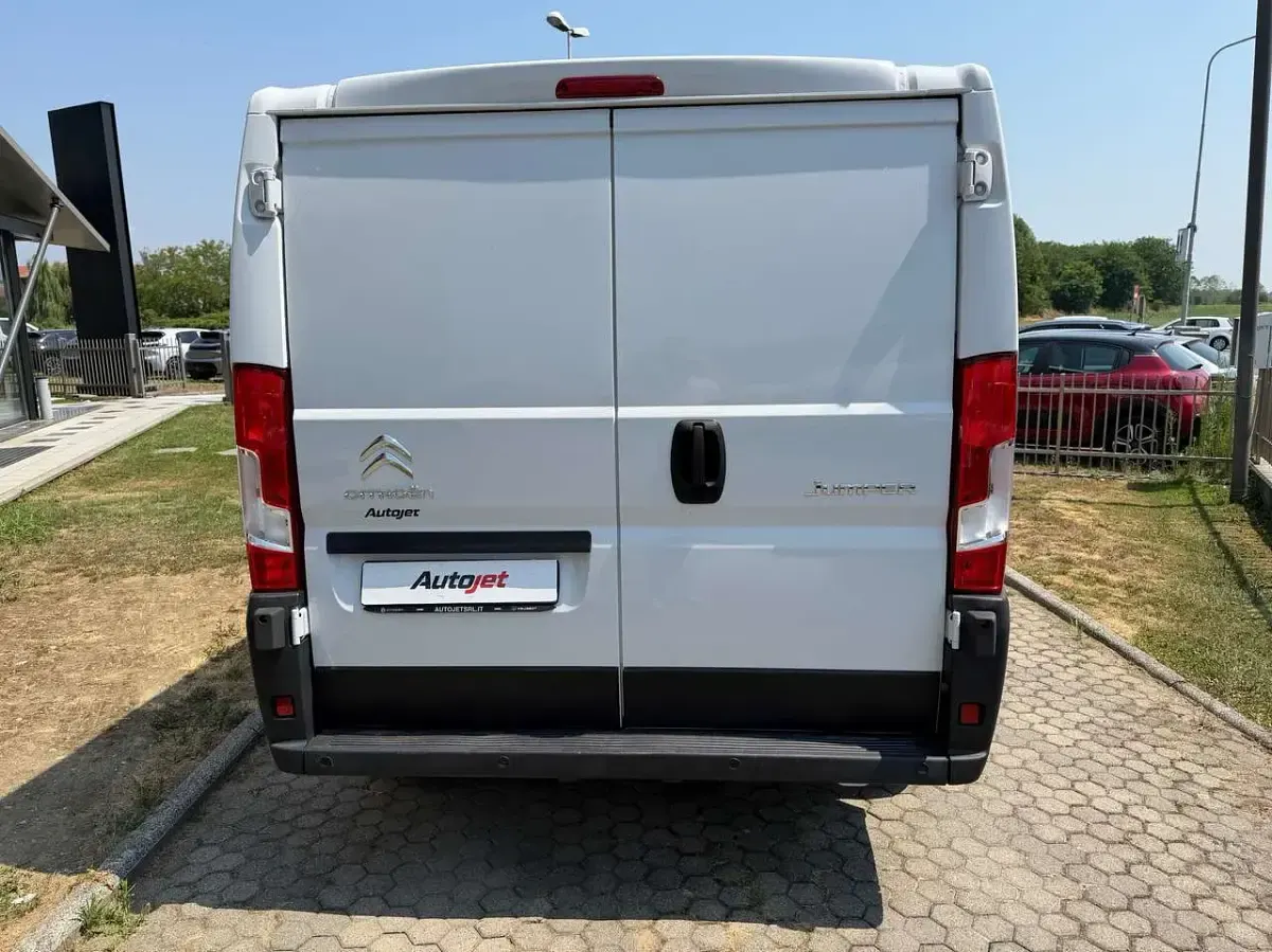 Usata Citroën Jumper 140 CV (102 kW) 2023 Bianco Monovolume
