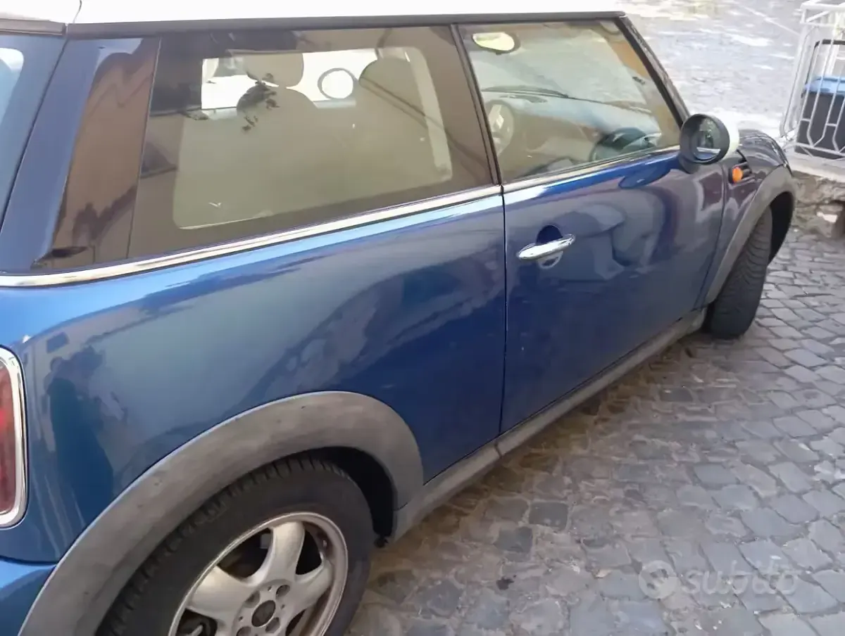 Usata Mini Cooper D 109 CV (80 kW) 2007 Utilitaria