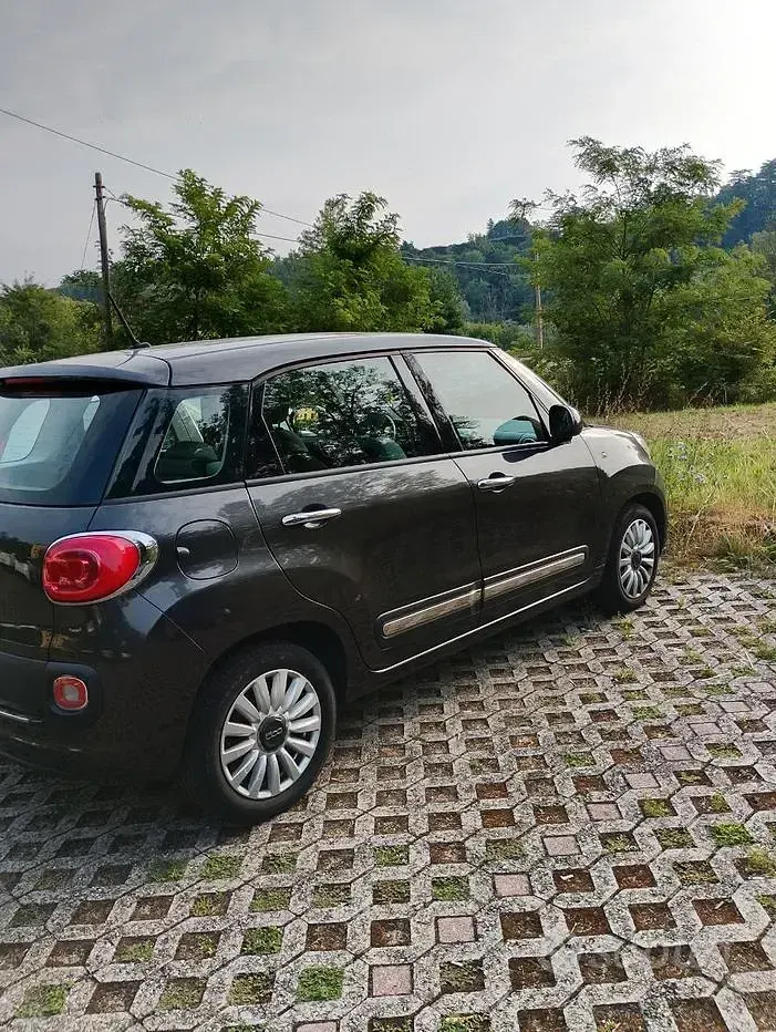 Usata Fiat 500L Pop Star 95 CV (69 kW) 2015 Grigio Monovolume