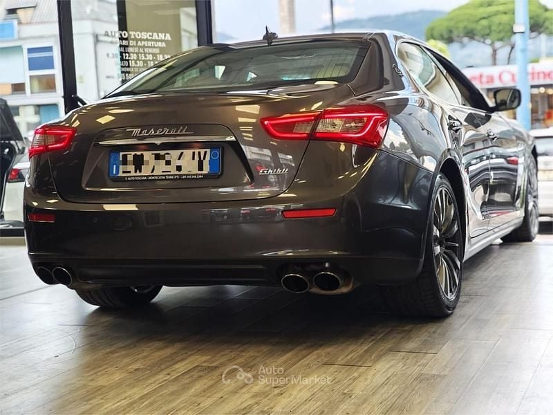 Usata Maserati Ghibli 410 CV (301 kW) 2014 Grigio Berlina