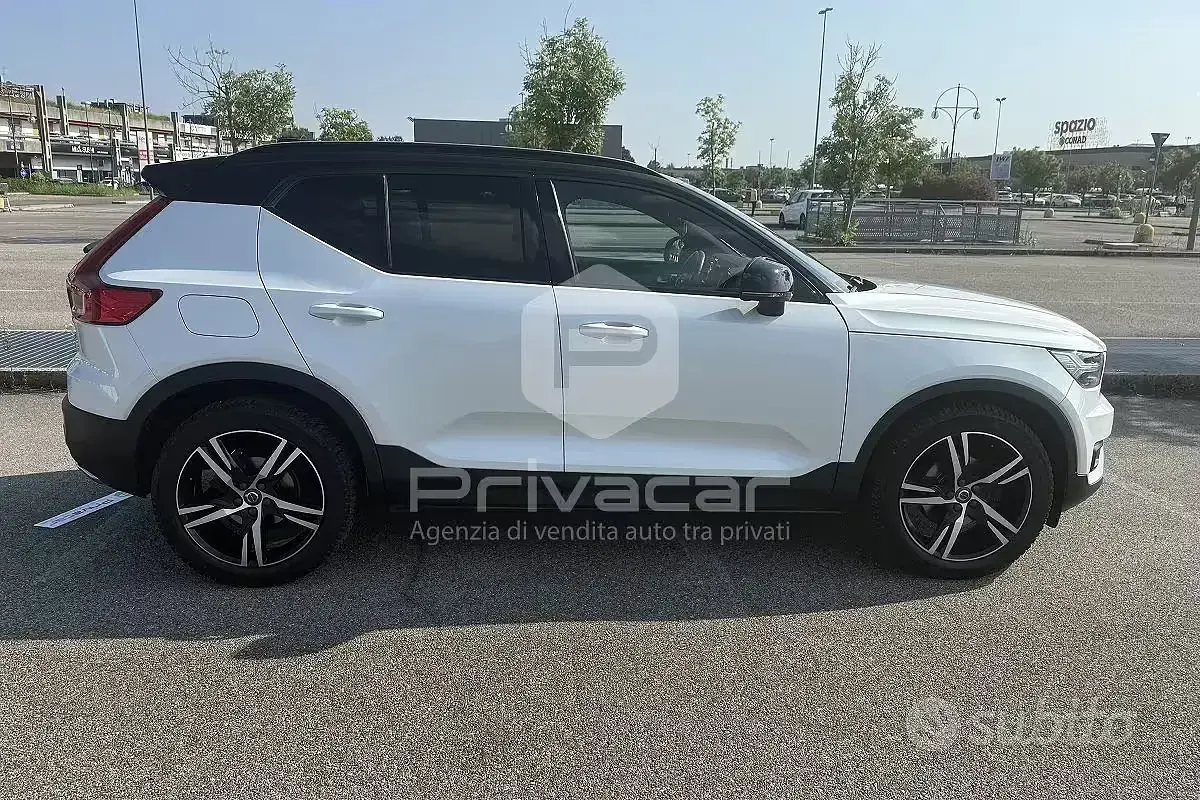 Usata Volvo XC40 R-Design 150 CV (110 kW) 2018 Bianco SUV
