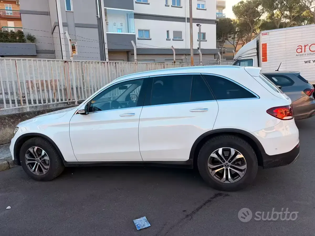 Usata Mercedes GLC200 163 CV (119 kW) 2020 SUV