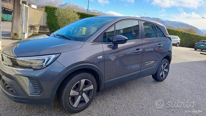 Usata Opel Crossland 110 CV (80 kW) 2023 Grigio SUV