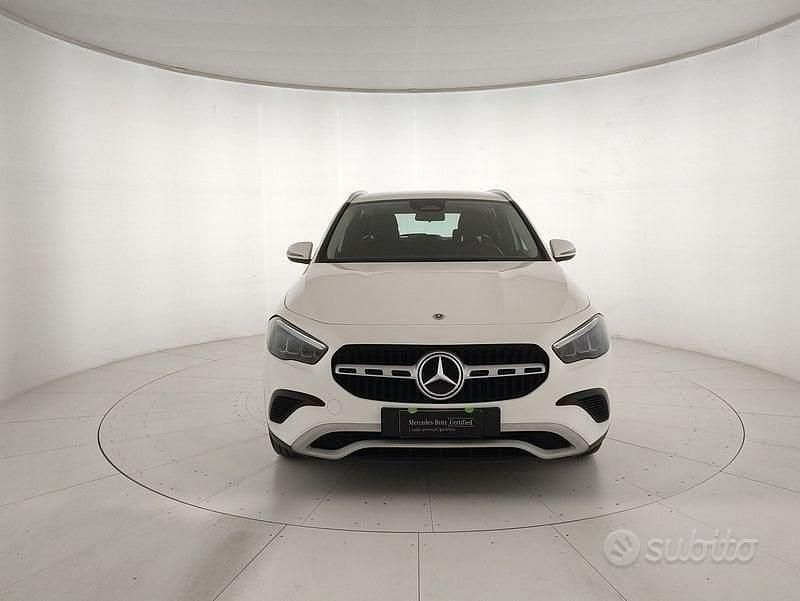 Usata Mercedes GLA180 Executive 115 CV (84 kW) 2024 Bianco SUV
