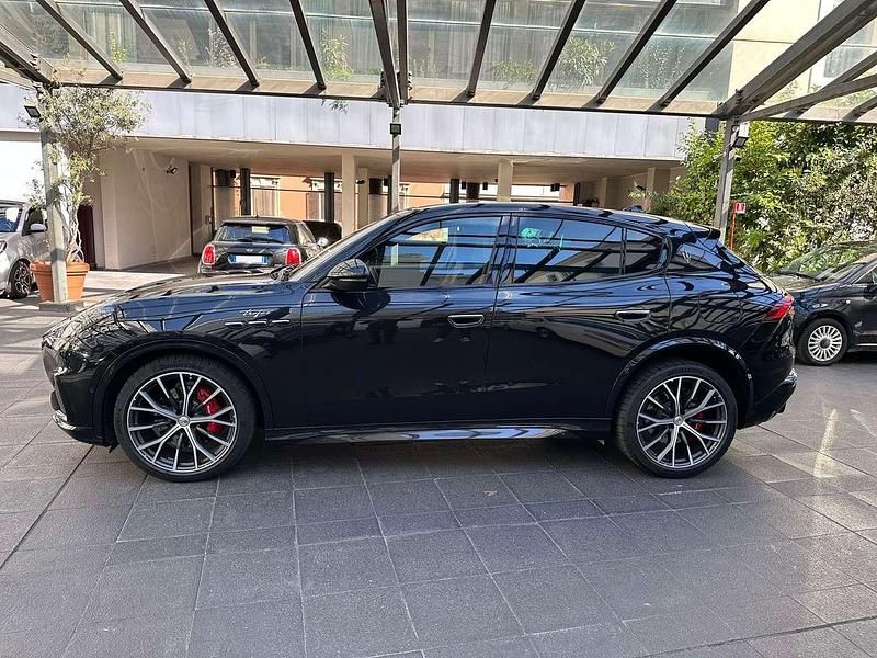 Begagnad Maserati Grecale 530 HK (389 kW) 2024 Svart SUV