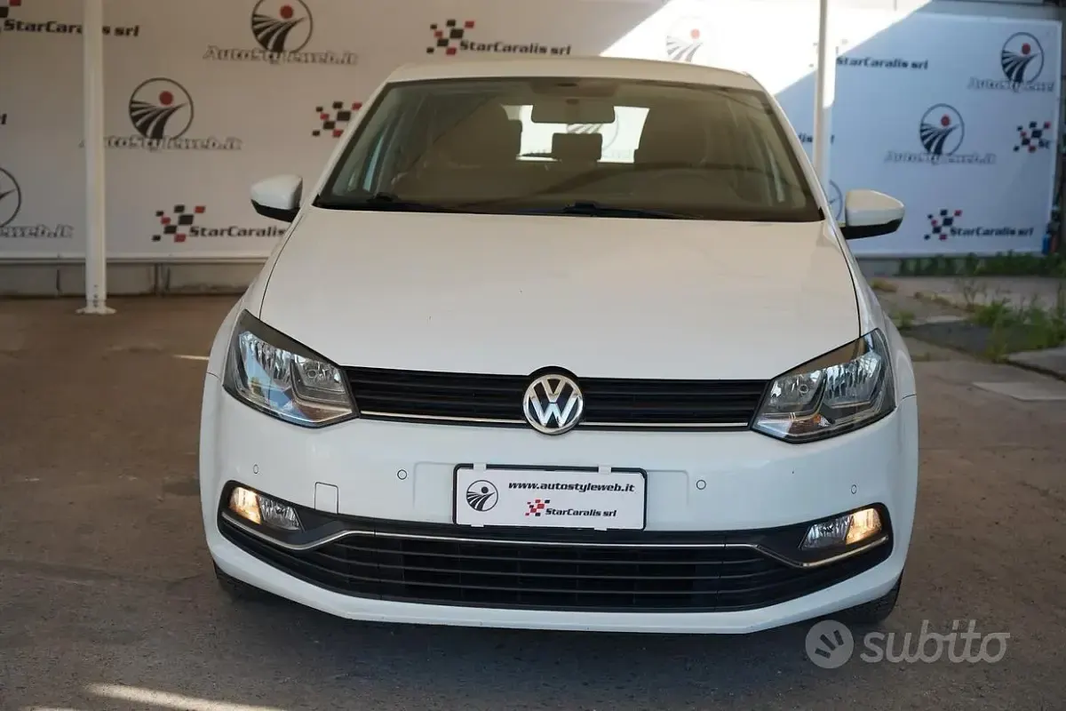 Usata VW Polo Comfortline 75 CV (55 kW) 2015 Bianco Berlina