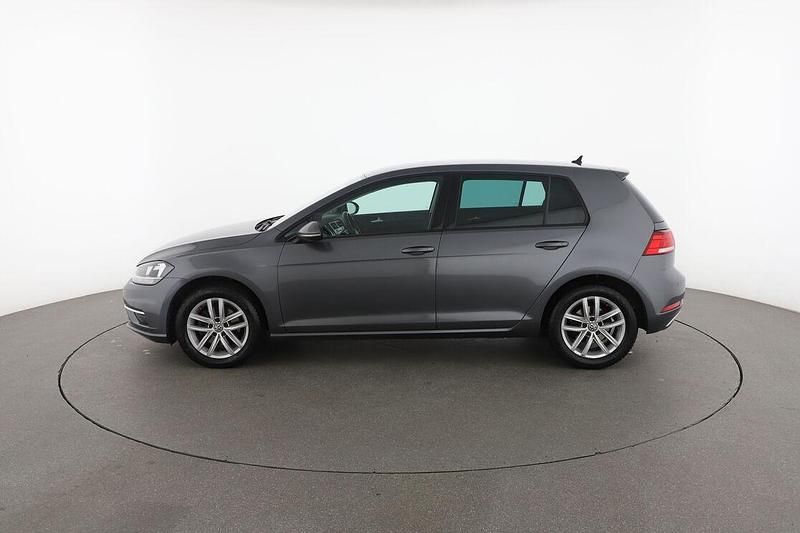 Second-hand VW Golf VII Advance 125 CP (91 kW) 2020 Gri