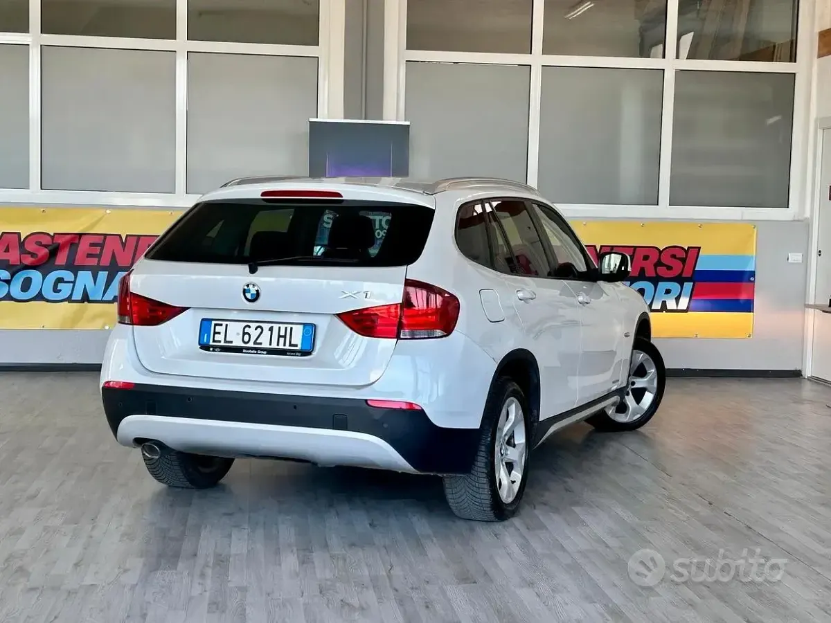 Usata BMW X1 143 CV (105 kW) 2012 Bianco SUV