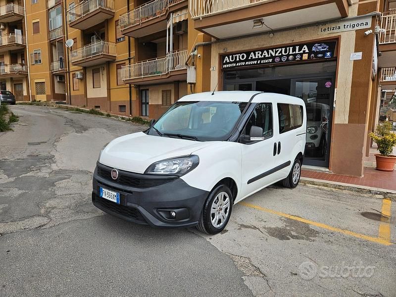 Usata Fiat Doblò 2018 Bianco Monovolume