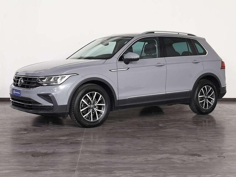 Usata VW Tiguan Life 150 CV (110 kW) 2021 Moonstone grey SUV