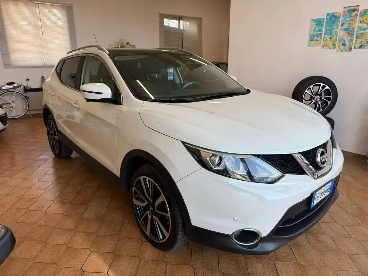 Usata Nissan Qashqai 360º 110 CV (80 kW) 2016 Bianco SUV