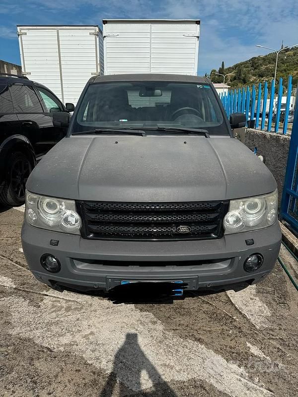 Grigio Usata 2009 Land Rover Range Rover Sport HSE SUV | 4000 € (Super prezzo) - Immagine 1/4