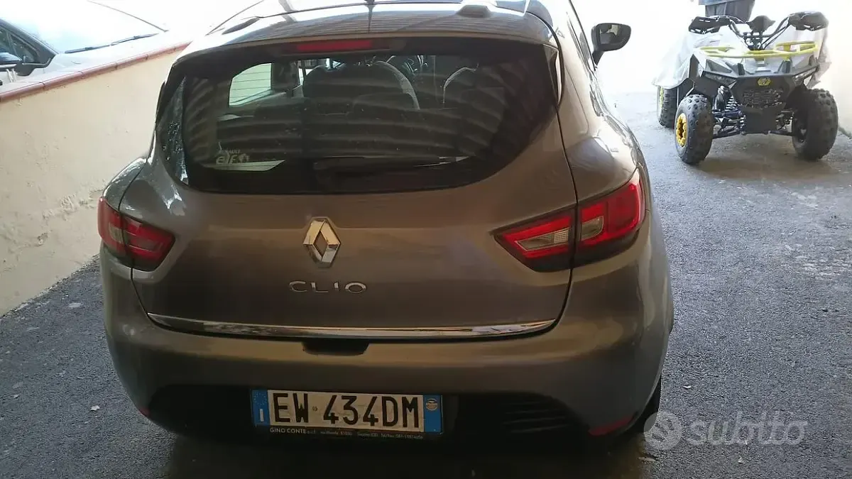 Usata Renault Clio IV 73 CV (53 kW) 2014 Grigio Berlina