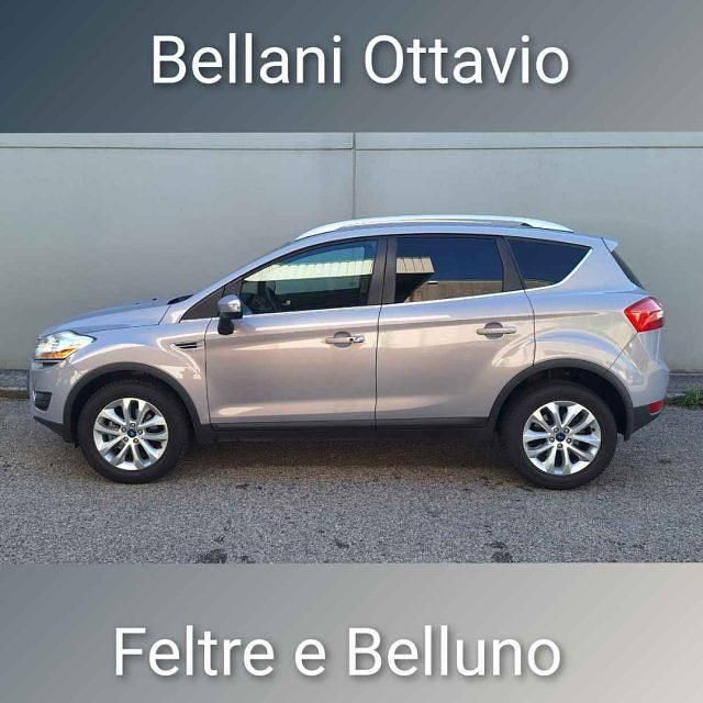 Usata Ford Kuga 163 CV (119 kW) 2011 Argento SUV