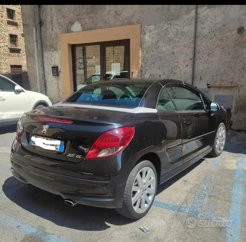 Usata Peugeot 207 CC 110 CV (80 kW) 2010 Nero Cabrio
