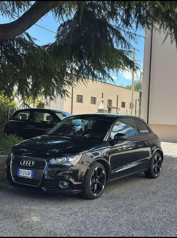 Usata Audi A1 Ambition 122 CV (89 kW) 2010 Nero Utilitaria