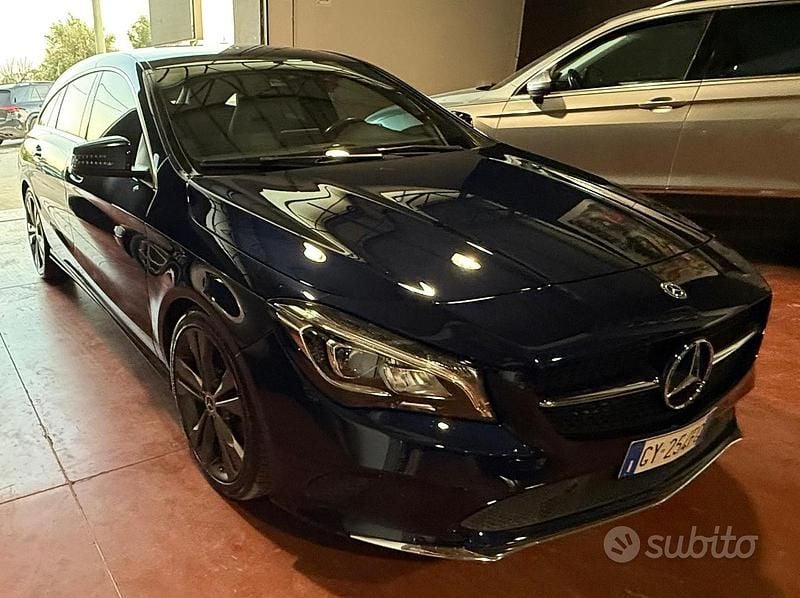 Usata Mercedes CLA220 Shooting Brake Executive 177 CV (130 kW) 2019 Blu/azzurro Station wagon