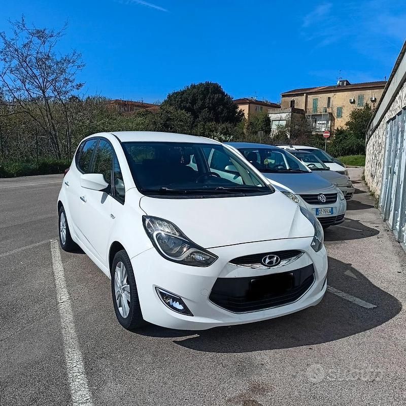 Usata Hyundai ix20 90 CV (66 kW) 2014 Bianco Utilitaria