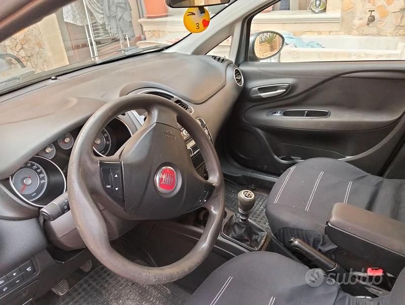 Usata Fiat Grande Punto 2012 Utilitaria