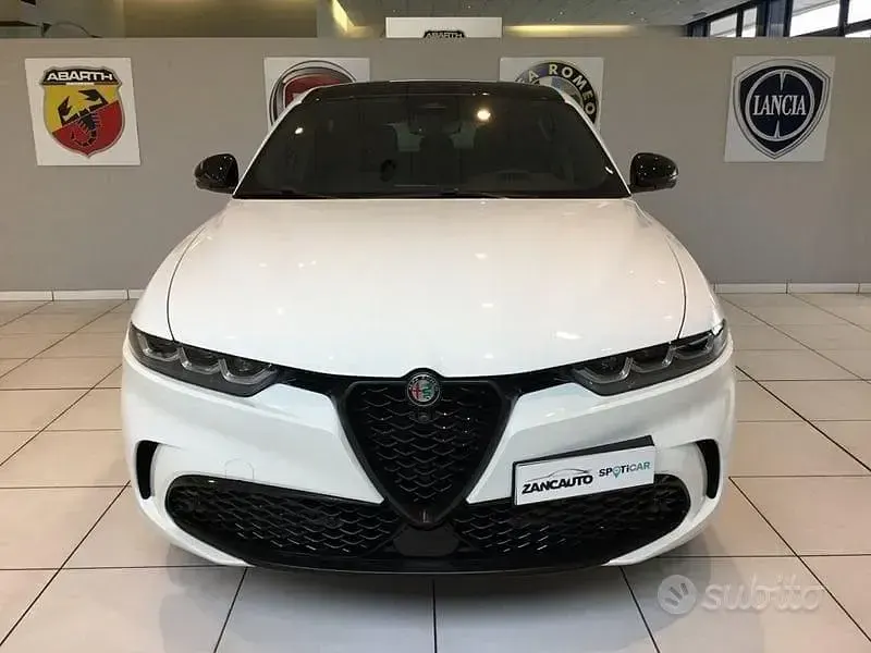 Usata Alfa Romeo Tonale 280 CV (205 kW) 2025 Bianco SUV