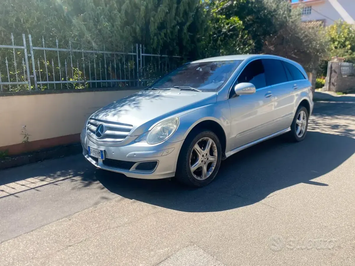 Usata Mercedes R280 231 CV (169 kW) 2008 Grigio Station wagon