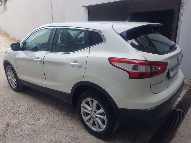 Usata Nissan Qashqai N-Vision 131 CV (96 kW) 2017 Bianco perlato SUV