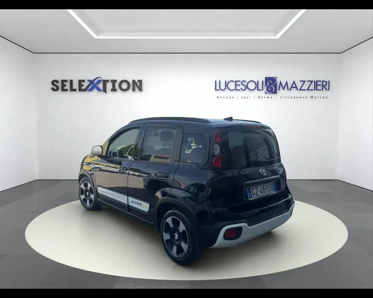 Usata Fiat Panda Cross Cross 69 CV (50 kW) 2025 Nero Utilitaria