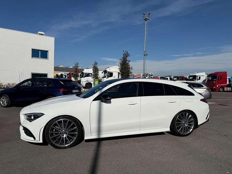 Usata Mercedes CLA220 Shooting Brake Premium 190 CV (139 kW) 2020 Other Station wagon