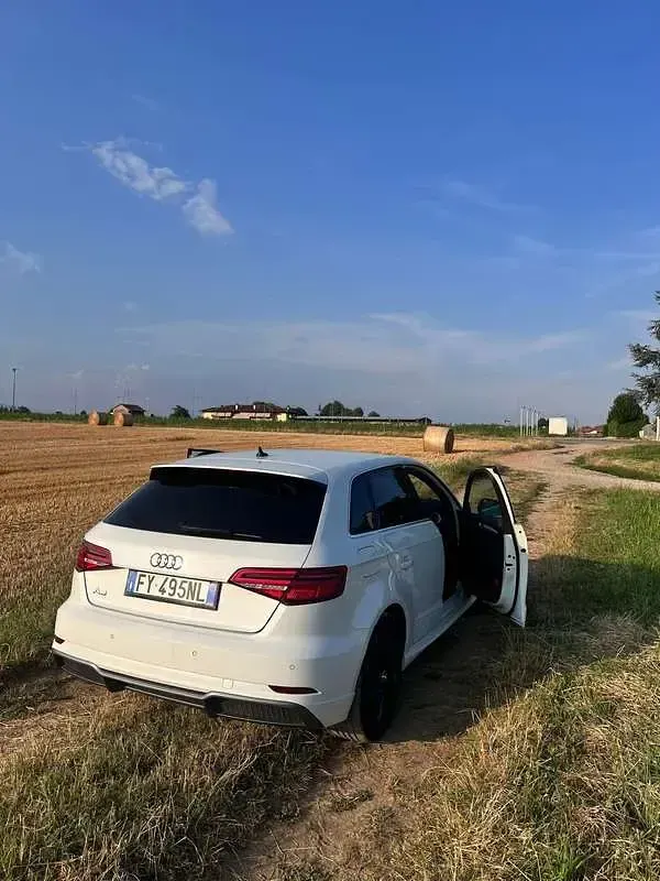 Usata Audi A3 Admired 131 CV (96 kW) 2020 Berlina