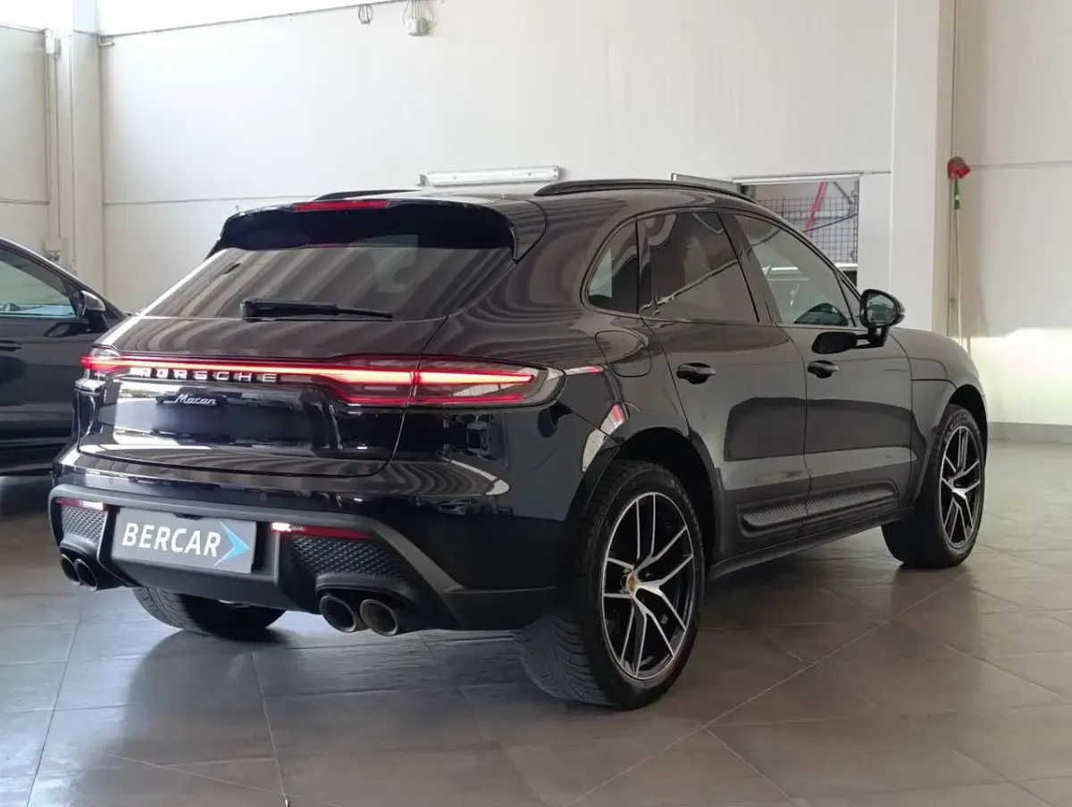 Usata Porsche Macan 265 CV (194 kW) 2023 Nero SUV