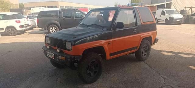 Usata Daihatsu Feroza 95 CV (69 kW) 1990 Arancione SUV