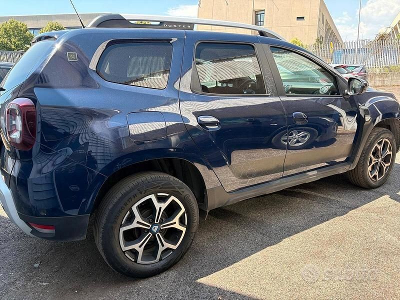 Usata Dacia Duster Anniversary 100 CV (73 kW) 2021 Blu Station wagon