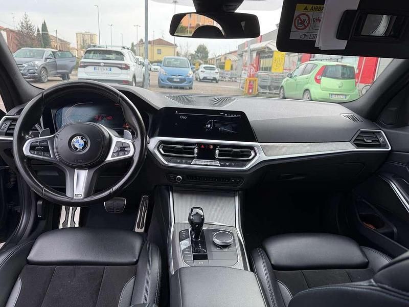 Begagnad BMW 320 M Sport 190 HK (139 kW) 2019 Grå Sedan